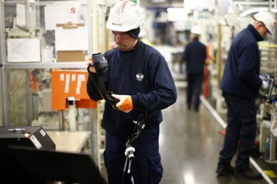 Năng suất lao động tại Anh tăng 0.6% 