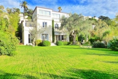 Cận cảnh biệt thự xa xỉ ở Pháp của quan tham Bạc Hy Lai