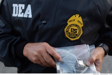 Cảnh sát có quyền tạo Facebook giả để điều tra tội phạm