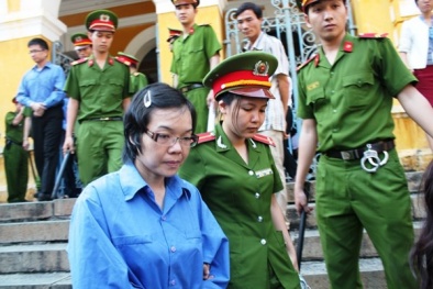 Phúc thẩm bị cáo Huyền Như: Chỉ những ai vì vụ lợi mới bị Như lừa đảo