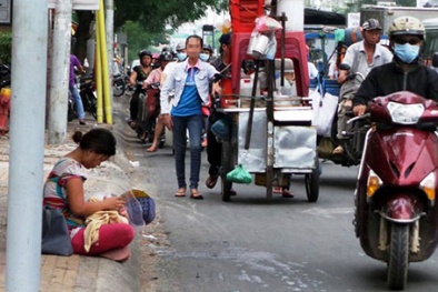 TP.HCM kêu gọi không cho tiền người ăn xin: Vì sao Hà Nội không làm?