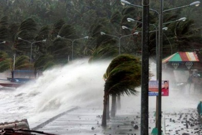 Bão Jangmi giật cấp 10, hướng về đảo Trường Sa