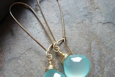 Cách chọn trang sức đá quý hợp với người mệnh Thủy