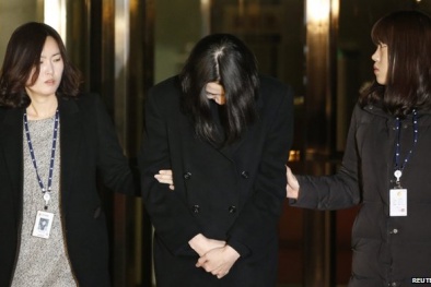 Chính thức bắt giữ con gái Chủ tịch hãng hàng không đuổi trưởng tiếp viên