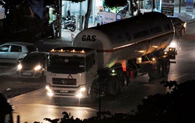 Đột nhập bãi rút ruột xe bồn ở Hải Dương
