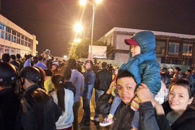 Ông Bá Thanh về Đà Nẵng, người dân ra đón ông như một người thân