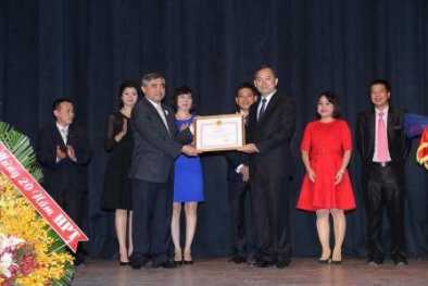 Công ty Cổ phần Dịch vụ Công nghệ Tin học HPT kỉ niệm 20 năm thành lập