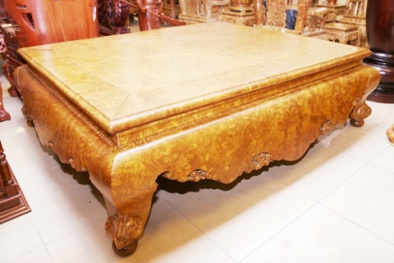 Giường gỗ tiền tỷ, thú chơi ngông của đại gia Việt