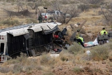 Xe chở tù nhân mất lái khiến hàng chục người thiệt mạng