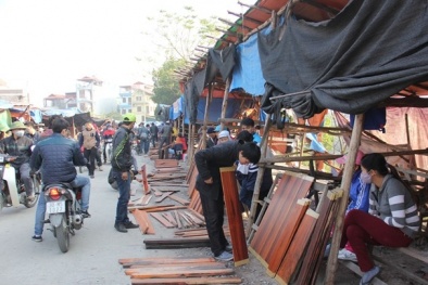 Chợ gỗ nghìn tỷ có 1-0-2 ở Bắc Ninh