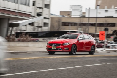 Khám phá phiên bản xe Volvo V60 2015 với nhiều đột phá mới