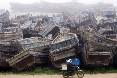 Mười người Trung Quốc mất tích trong vụ tai nạn trên biển
