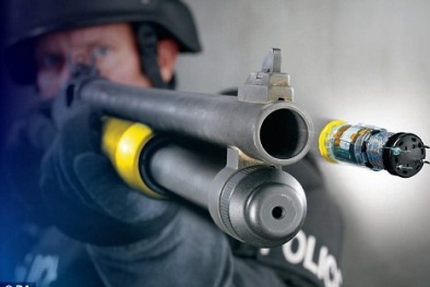 Những loại vũ khí phi sát thương hiện đại nhất thế giới