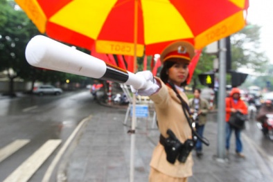 Nên chăng để người dân cùng tham gia giám sát cảnh sát giao thông?