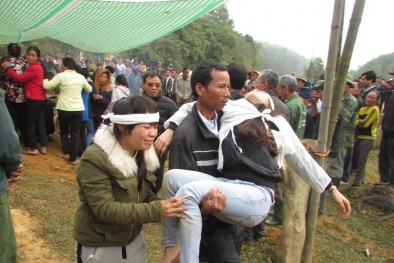 Tin mới về vụ tai nạn ở Thanh Hóa: Hình ảnh mới nhất từ đám tang