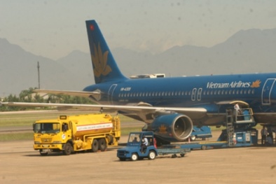 Bắt quả tang nhân viên rút ruột xăng máy bay ở sân bay Tân Sơn Nhất