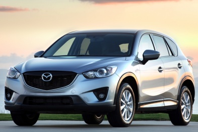 Honda CR-V và Mazda CX-5: Hai đại diện sáng giá của dòng SUV tiết kiệm xăng