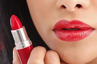 Son môi hàng hiệu giá dưới 300 nghìn cho bạn gái thêm quyến rũ