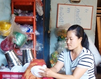 Chân dung nữ giúp việc hào hiệp trả lại 40 triệu đã nhặt được