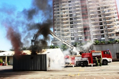 Khám phá độ 'khủng' của 12 xe cứu hỏa mới tại TP. HCM