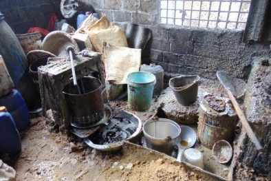 Hải Phòng: Rợn người xem cơ sở làm mỡ đóng chai 