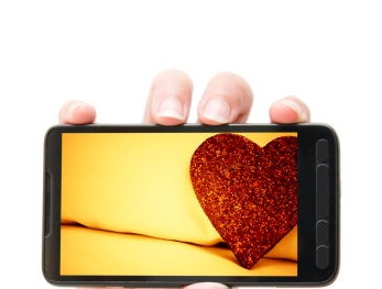 Những smartphone giá tốt dành tặng dịp lễ Valentine
