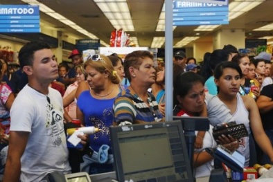 Venezuela: Bao cao su đắt hơn cả Iphone 6