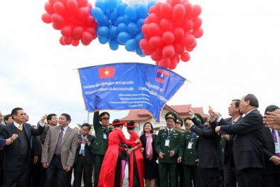 Mô hình kiểm tra “một cửa, một lần dừng” tại cửa khẩu Lao Bảo