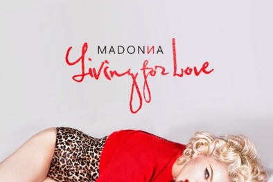 Madona hóa 'đấu sĩ tình yêu' trước thềm Valentine 