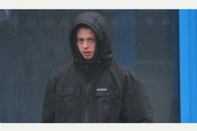 Bị bắt vì bán đồ cho chính người bị trộm