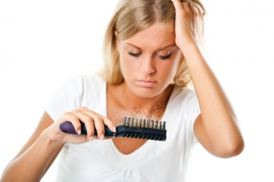 Bí quyết giảm rụng tóc hiệu quả trong mùa đông