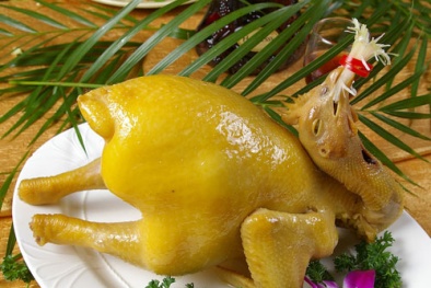 Cách làm món gà luộc cúng lễ tết thơm ngon vàng óng 