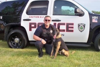 Cảnh sát trưởng phải xin lỗi vì dọa bắn chó nghiệp vụ 