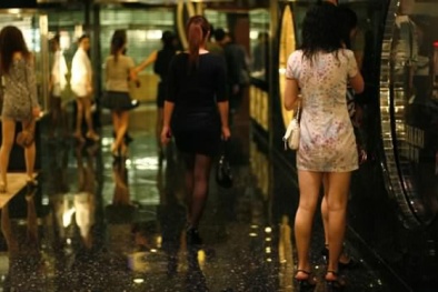 Triệt phá đường dây mại dâm sinh viên Trung Quốc dành cho đại gia