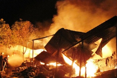 Cụ bà chết thảm trong đám cháy vì đốt củi để sưởi