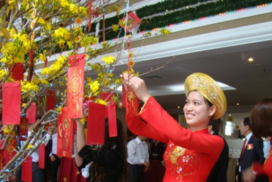Ý nghĩa phong tục hái lộc đầu xuân của người Việt