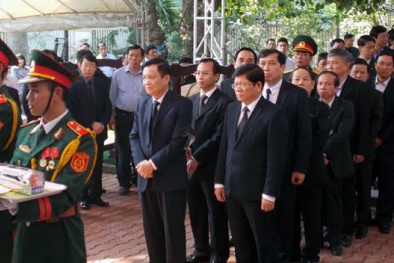 Nghẹn ngào nước mắt trong lễ viếng ông Nguyễn Bá Thanh