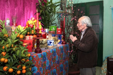 Bài văn khấn cúng hóa vàng lễ tạ năm mới