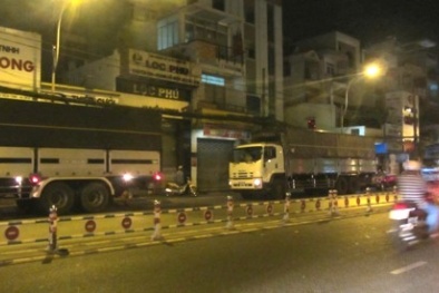 TP.HCM: Càng tới giáp tết, giao thông càng rối loạn bởi xe tải nặng