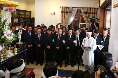 Không khí tang thương trong lễ truy điệu ông Nguyễn Bá Thanh