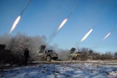 Tình hình Ukraine mới nhất: Phe ly khai tiếp tục tấn công miền Đông