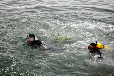 Cái Tết dưới đáy biển Hạ Long của thợ lặn chuyên mò xác chết