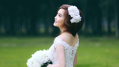 Bí quyết chọn váy cưới giúp cô dâu ‘an gian’ chiều cao