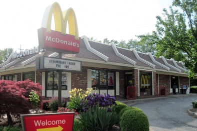 McDonal bị buộc tội trốn 1 tỷ euro tiền thuế 