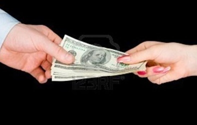 Chi 1,8 tỷ hối lộ cán bộ quản lý thị trường nhằm hợp thức hóa xe gian