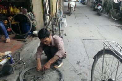 Xe ôm, sửa chữa xe đạp cũng phải đăng ký mới được kinh doanh?