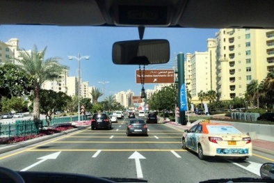 Khách Việt kể chuyện trải nghiệm độ giàu có của Dubai