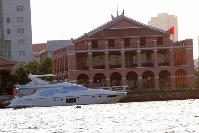 Cuộc đua tậu du thuyền, sắm máy bay tốn kém của đại gia Việt