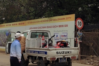 Số phận bi thảm của cô gái trẻ bị cuốn vào gầm ô tô 