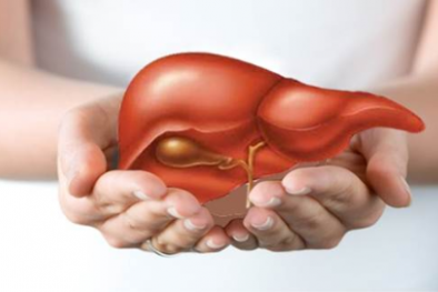 Tổn thương gan nghiêm trọng với thói quen bổ sung nhiều vitamin A